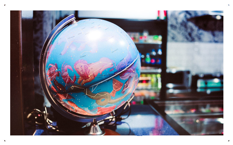 Photo by Nastya Dulhiier on unsplash